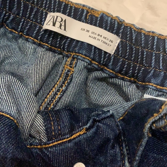 Zara size US 4 dark baggy denim, elastic waist - Picture 2 of 2